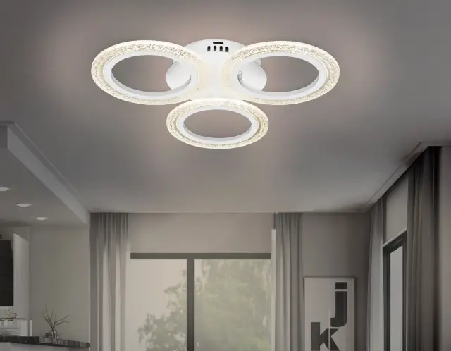 Люстра Ambrella Light FA4050 — белый, ракурс 2