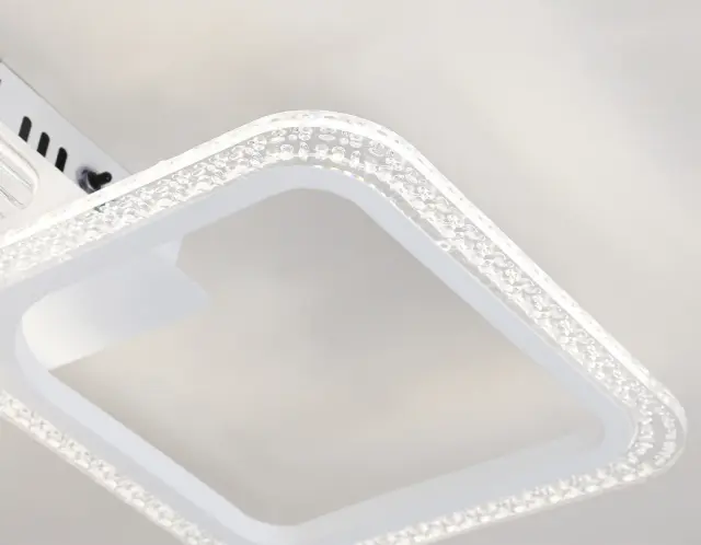 Люстра Ambrella Light FA4281 — белый, ракурс 4