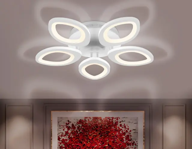 Люстра Ambrella Light FA4492 — белый, ракурс 2