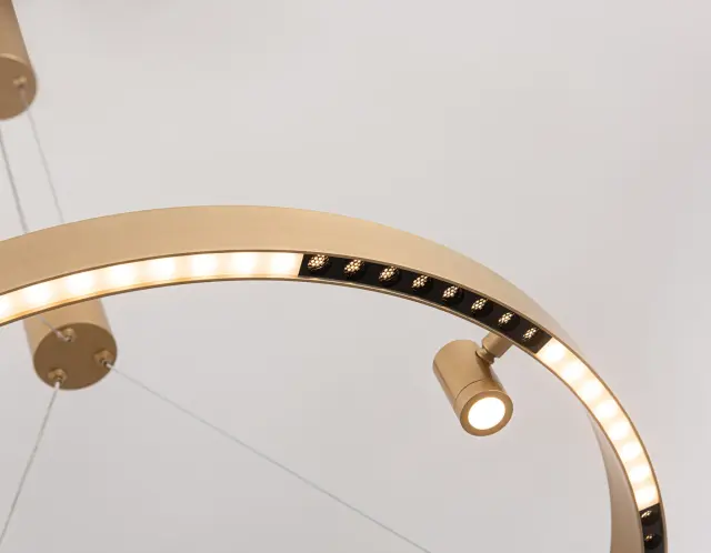 Светильник Ambrella Light FL5846 — золотой, ракурс 2