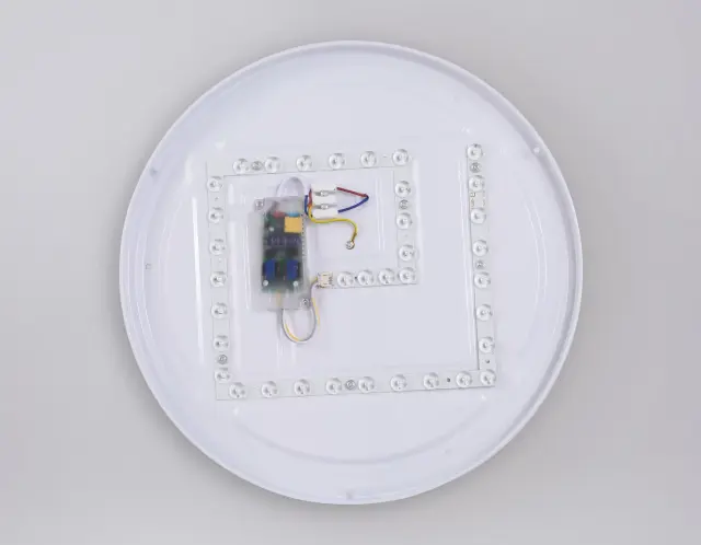 Светильник Ambrella Light FZ1324 — черный, ракурс 7