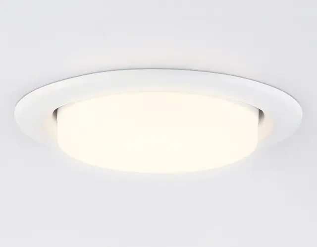Точечный светильник Ambrella Light G10101 — белый, ракурс 3