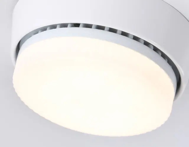 Точечный светильник Ambrella Light G10188 — белый, ракурс 2