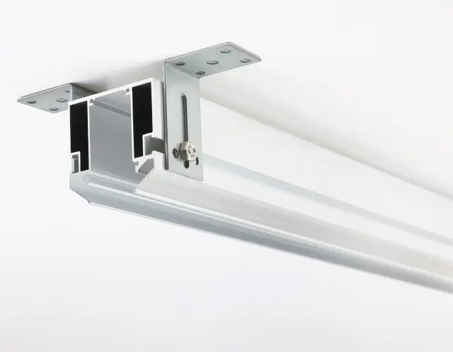 Профиль в натяжной потолок для шинопровода Magnetic 2м Ambrella Light GL3344 — алюминий, ракурс 3
