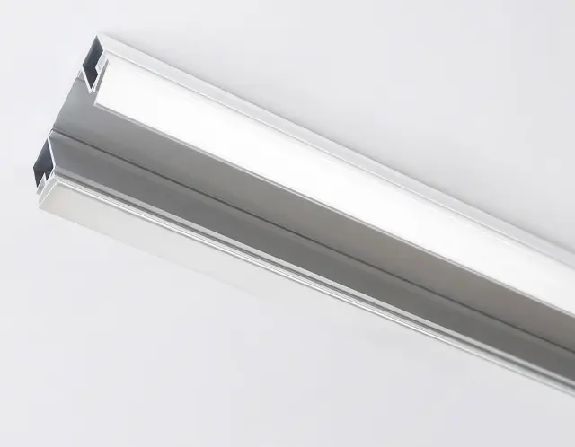 Профиль в натяжной потолок для шинопровода Magnetic 3м Ambrella Light GL3345 — алюминий, ракурс 5