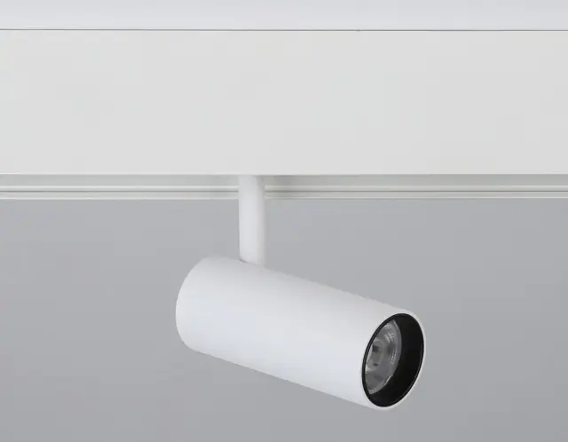 Трековый светильник Ambrella Light GL3810 — белый, ракурс 2