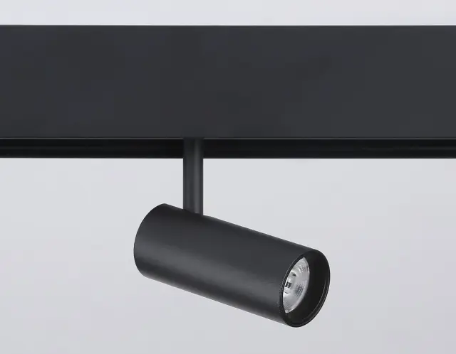 Трековый светильник Ambrella Light GL3814 — черный, ракурс 2