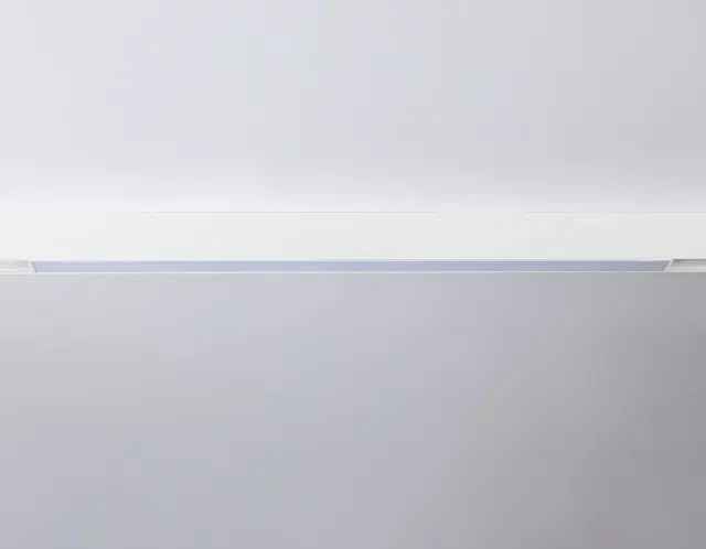 Трековый светильник Ambrella Light GL4008 — белый, ракурс 2