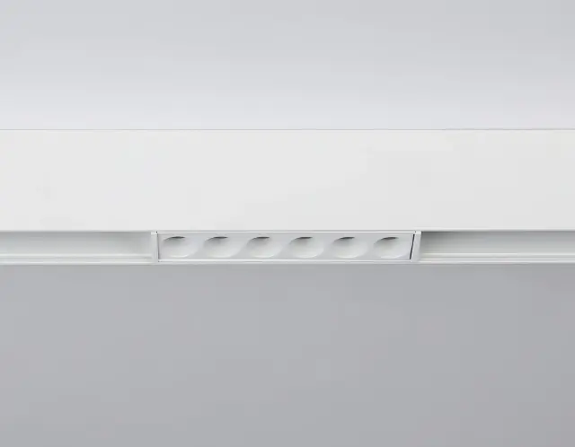 Трековый светильник Ambrella Light GL4017 — белый, ракурс 2