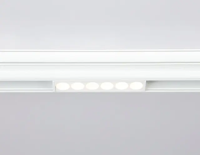Трековый светильник Ambrella Light GL4017 — белый, ракурс 3