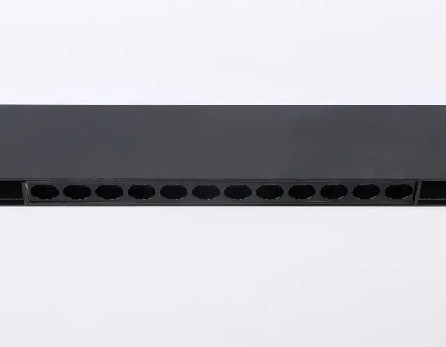 Трековый светильник Ambrella Light GL4024 — черный, ракурс 2