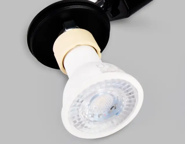 Трековый светильник Ambrella Light GL5123 — черный, ракурс 3