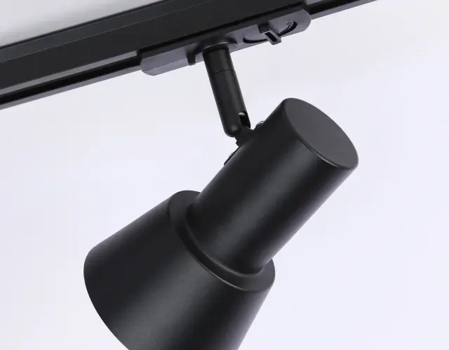 Трековый светильник Ambrella Light GL5151 — черный, ракурс 3