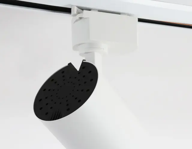 Трековый светильник Ambrella Light GL5822 — белый, ракурс 3