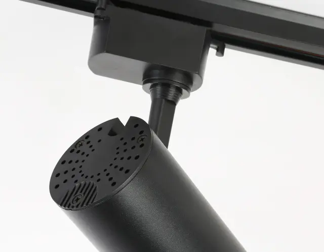 Трековый светильник Ambrella Light GL5828 — черный, ракурс 3
