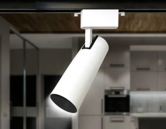 Трековый светильник Ambrella Light GL5852 — белый, ракурс 2