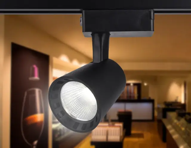 Трековый светильник Ambrella Light GL5977 — черный, ракурс 2