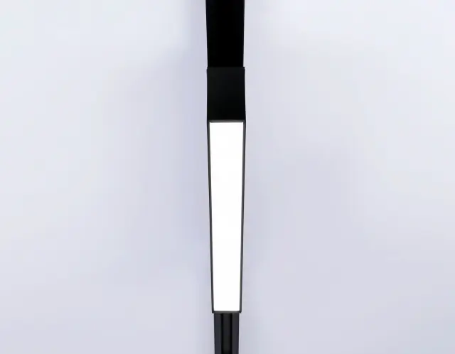 Трековый светильник Ambrella Light GL6777 — черный, ракурс 7
