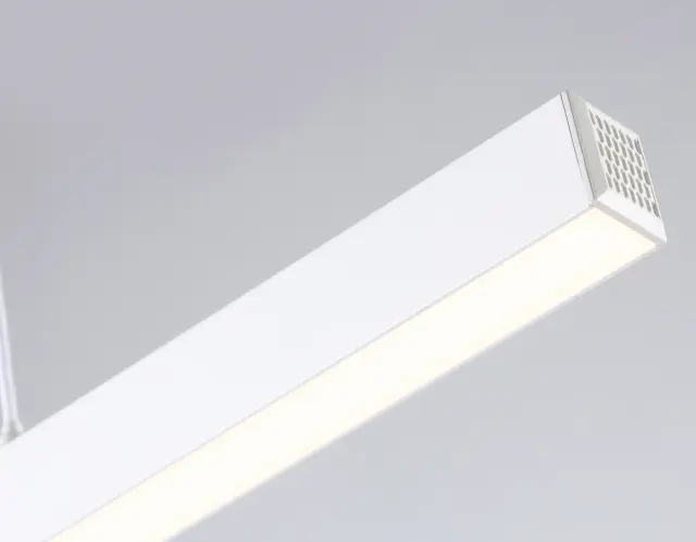 Трековый светильник Ambrella Light GL6782 — белый, ракурс 4