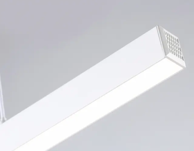 Трековый светильник Ambrella Light GL6783 — белый, ракурс 4