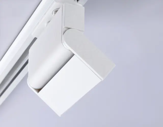 Трековый светильник Ambrella Light GL6801 — белый, ракурс 4