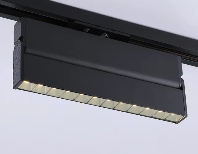 Трековый светильник Ambrella Light GL6817 — черный, ракурс 6