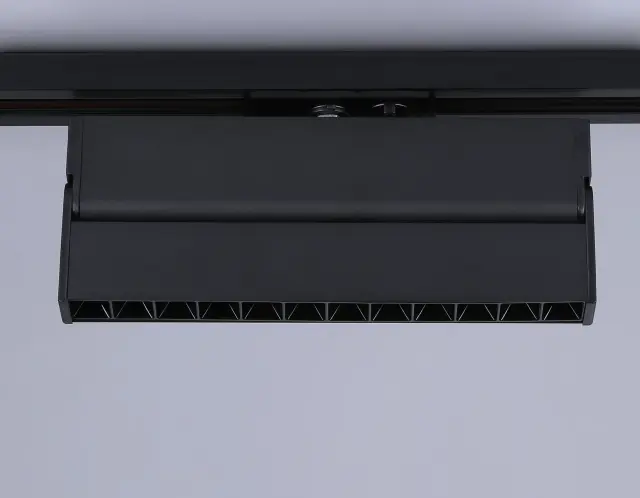 Трековый светильник Ambrella Light GL6817 — черный, ракурс 7