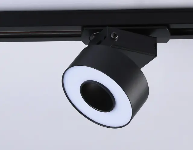 Трековый светильник Ambrella Light GL6863 — черный, ракурс 6