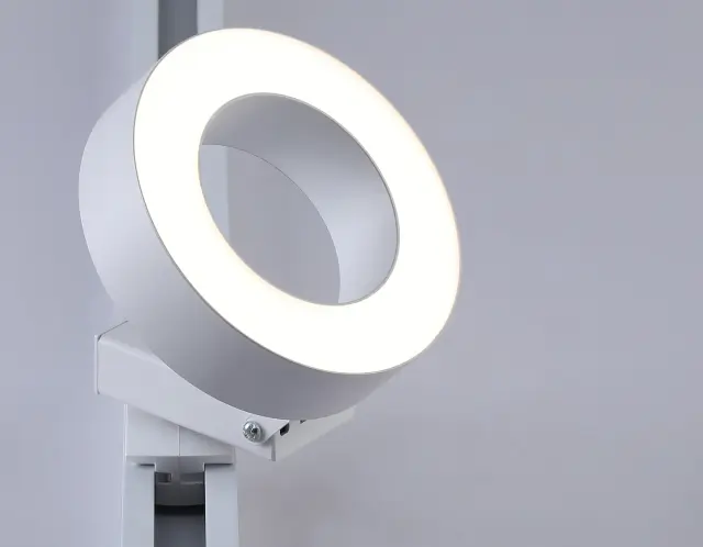Трековый светильник Ambrella Light GL6866 — белый, ракурс 4