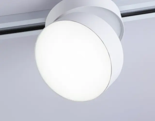 Трековый светильник Ambrella Light GL6875 — белый, ракурс 4