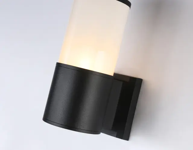 Уличный светильник Ambrella Light ST2451 — черный, ракурс 2