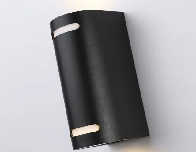 Уличный светильник Ambrella Light ST3744 — черный, ракурс 3