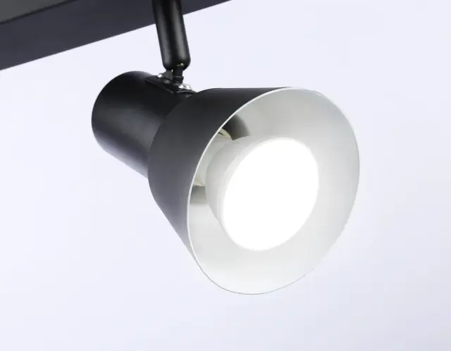 Спот Ambrella Light TA13117 — черный, ракурс 2