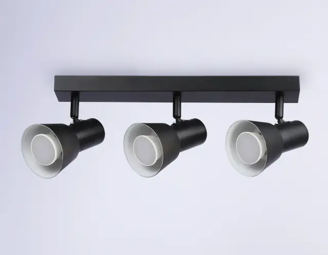 Спот Ambrella Light TA13122 — черный, ракурс 5