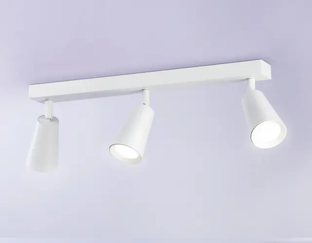 Спот Ambrella Light TA13148 — белый, ракурс 4
