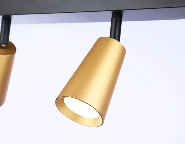 Спот Ambrella Light TA13151 — черный, ракурс 2