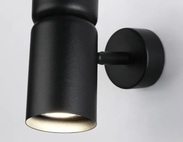 Спот Ambrella Light TA13173 — черный, ракурс 2