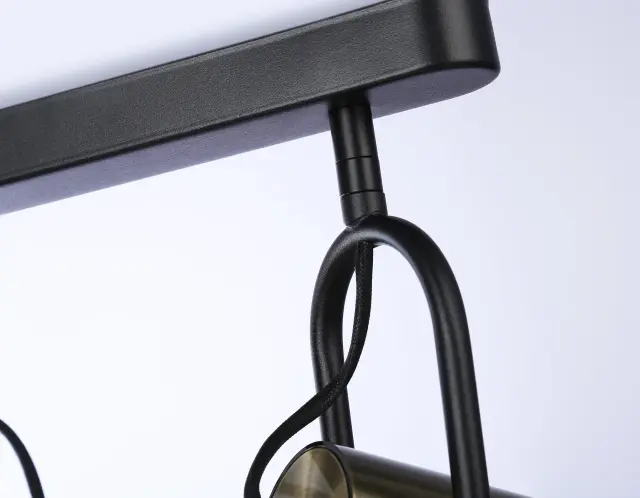 Спот Ambrella Light TA13194 — черный, ракурс 3