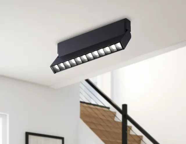 Точечный светильник Ambrella Light TA1829 — черный, ракурс 3