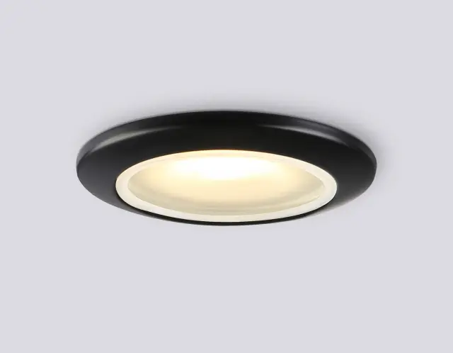 Точечный светильник Ambrella Light TN111 — черный, ракурс 4