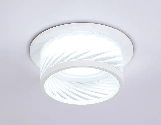 Точечный светильник Ambrella Light TN1251 — белый, ракурс 4