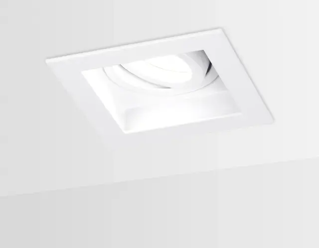 Точечный светильник Ambrella Light TN180 — белый, ракурс 2