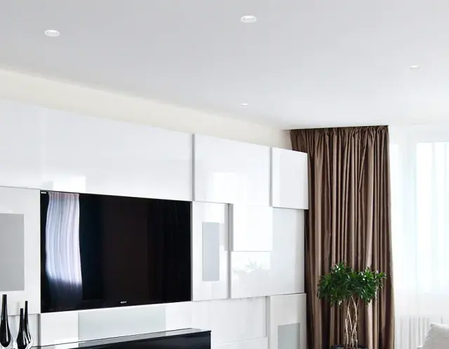 Точечный светильник Ambrella Light TN210 — белый, ракурс 2