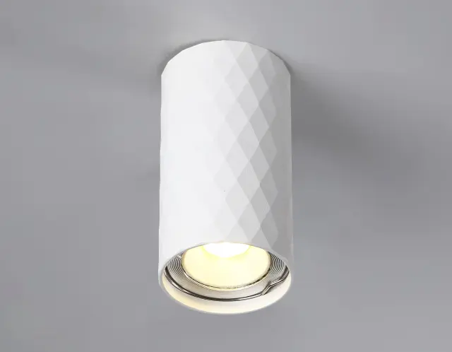 Точечный светильник Ambrella Light TN213182 — белый, ракурс 3