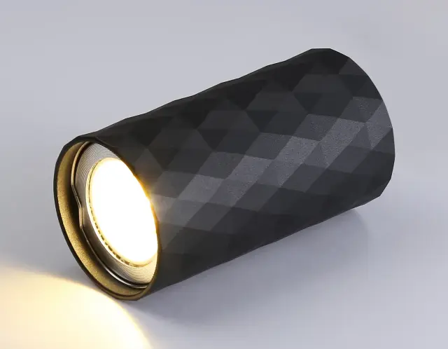 Точечный светильник Ambrella Light TN213183 — черный, ракурс 3