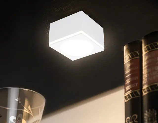 Точечный светильник Ambrella Light TN266 — белый, ракурс 3