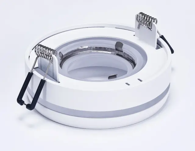 Точечный светильник Ambrella Light TN3333 — белый, ракурс 4