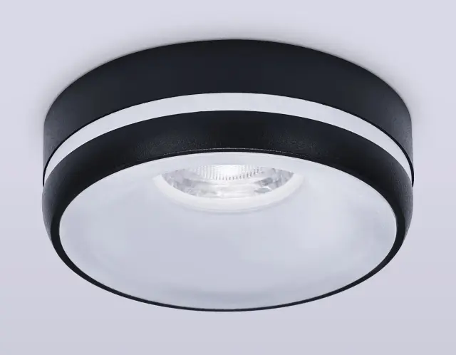 Точечный светильник Ambrella Light TN3335 — черный, ракурс 2