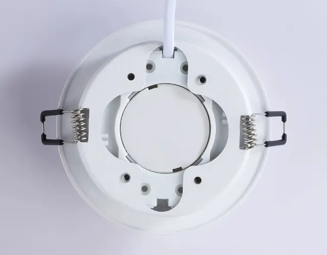 Точечный светильник Ambrella Light TN5212 — белый, ракурс 5