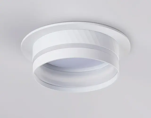 Точечный светильник Ambrella Light TN5218 — белый, ракурс 6